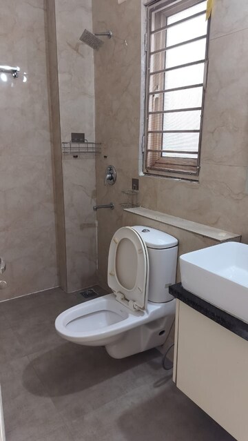 Bathroom in 3 BHK Apartment at Unitech Fresco, Sector 50 – for Rent