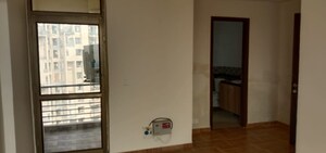 Room in 3 BHK Apartment at Unitech Fresco, Sector 50 – for Rent