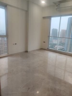 Room in 2 BHK Apartment at Ekta Tripolis, Goregaon West – for Rent