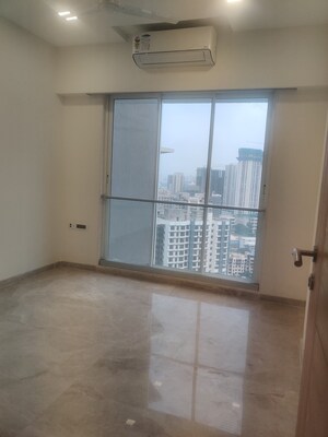 Room in 2 BHK Apartment at Ekta Tripolis, Goregaon West – for Rent