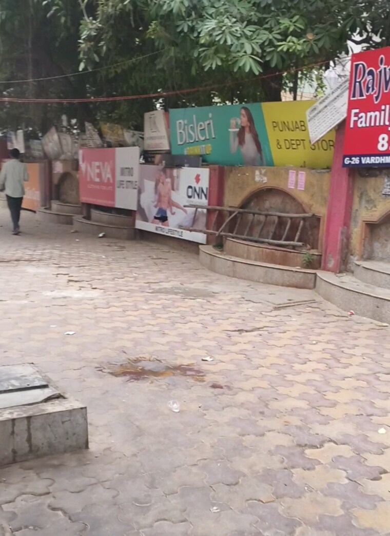 Exterior View, sector 7 dwarka Commercial Shop 100 Sq.Ft. In Sector 7 Dwarka Delhi 9368764