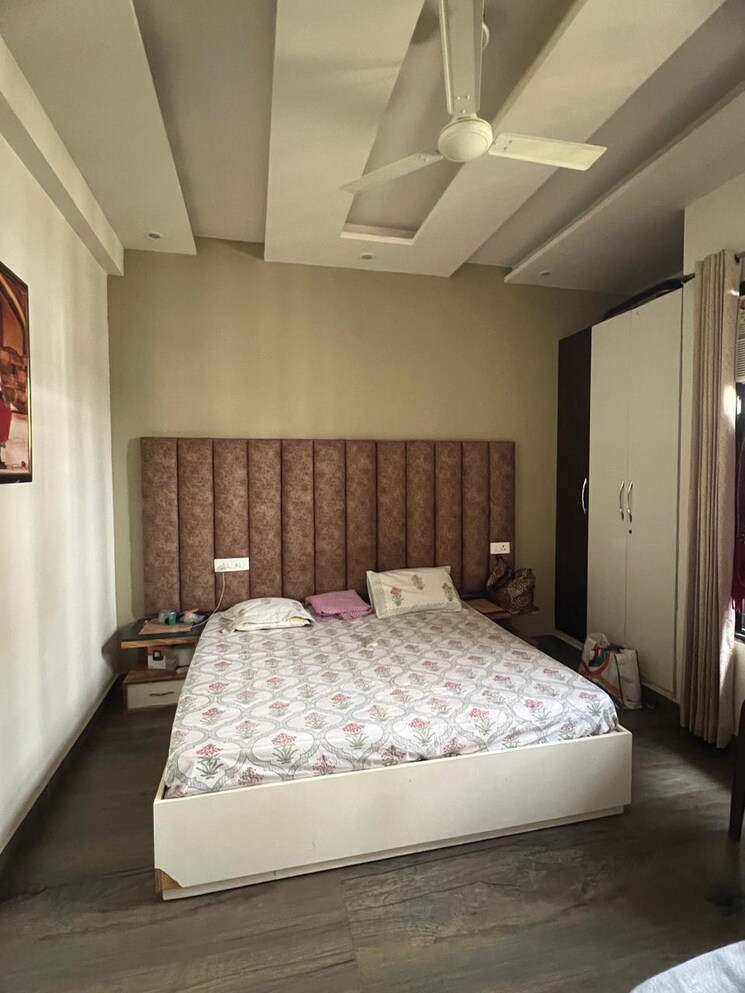 Bedroom, aman vihar 3 Bedroom 100 Sq.Yd. Independent House In Aman Vihar Dehradun 9368785