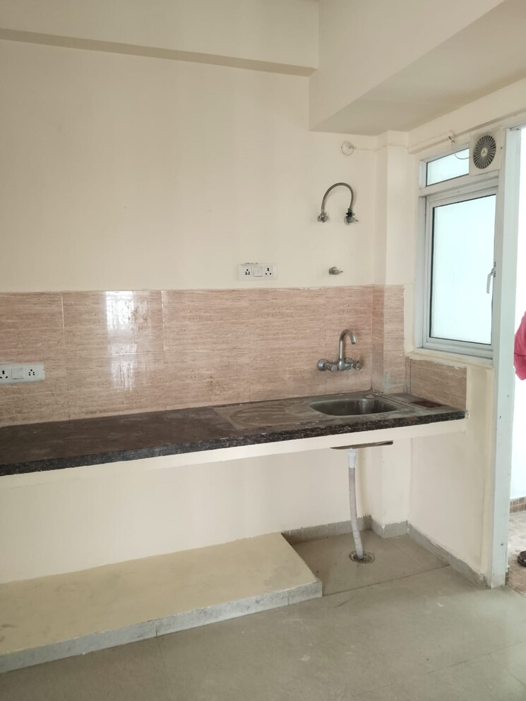 Kitchen, omaxe-r2 3 Bedroom 1572 Sq.Ft. Apartment In Gomti Nagar Lucknow 9368791