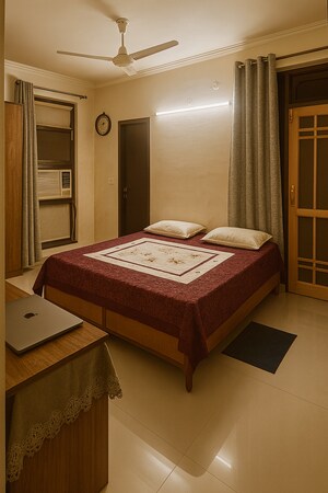 Bedroom in 4 BHK Apartment at Royal Residency Gurgaon, Sector 45 – for Rent