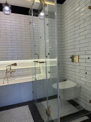 Bathroom in 6+ BHK Apartment at Lodha World View, Worli – for Rent