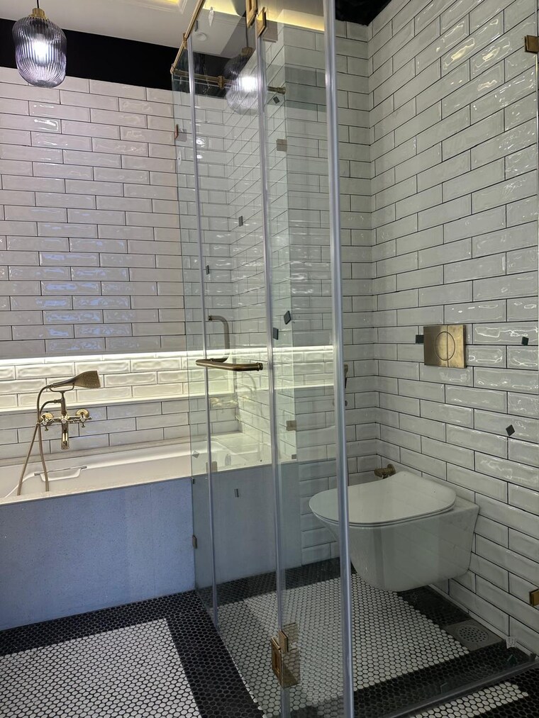 Bathroom, lodha-world-view 6+ Bedroom 8100 Sq.Ft. Apartment In Worli Mumbai 9368820