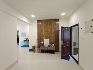 2 BHK Apartment For Rent in Paramount Hill County, Kondapur