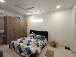Room in 2 BHK Apartment at Paramount Hill County, Kondapur – for Rent