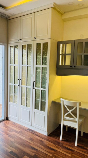 Room in 3 BHK Apartment at L&T Raintree Boulevard, Hebbal – for Rent