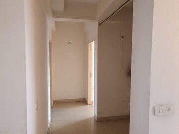 Building Lobby in 3 BHK Apartment at GPL Eden Heights, Sector 70 – for Rent