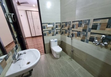 3 BHK Apartment at DLF Ridgewood Estate, Dlf Phase iv – for Sale