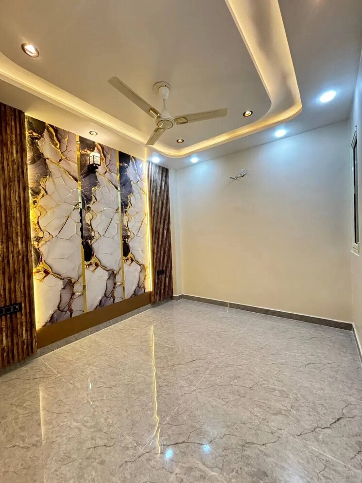 Room, burari 2.5 Bedroom 650 Sq.Ft. Builder Floor In Burari Delhi 9368882