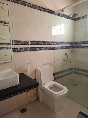 Attached Bathroom in 3 BHK Apartment at Banjara Hills – for Rent