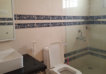 Attached Bathroom in 3 BHK Apartment at Banjara Hills – for Rent
