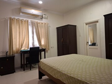 Bedroom in 3 BHK Apartment at Banjara Hills – for Rent