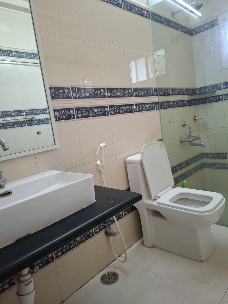 Attached Bathroom, banjara hills 3 Bedroom 2500 Sq.Ft. Apartment In Banjara Hills Hyderabad 9368905
