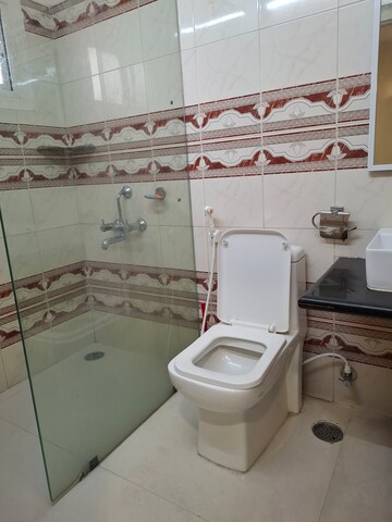 Bathroom in 3 BHK Apartment at Banjara Hills – for Rent