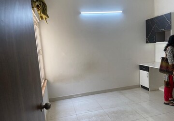 Room in 2 BHK Apartment at Vaishnavi Serene, Yelahanka – for Rent