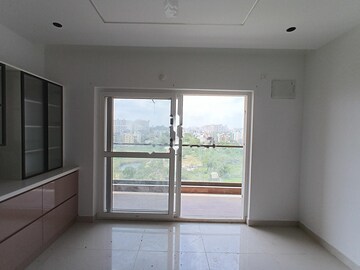 Room in 3 BHK Apartment at RNP 1, Kondapur – for Rent