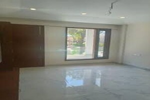 3 BHK Apartment For Sale in Pir Machalla