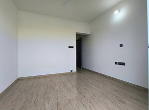 Room in 2.5 BHK Apartment at VTP Cygnus, Kharadi – for Rent