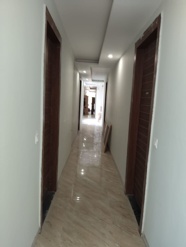 undefined, purti-the-varanda 3 Bedroom 1300 Sq.Ft. Apartment In Lake Town Kolkata 9368851