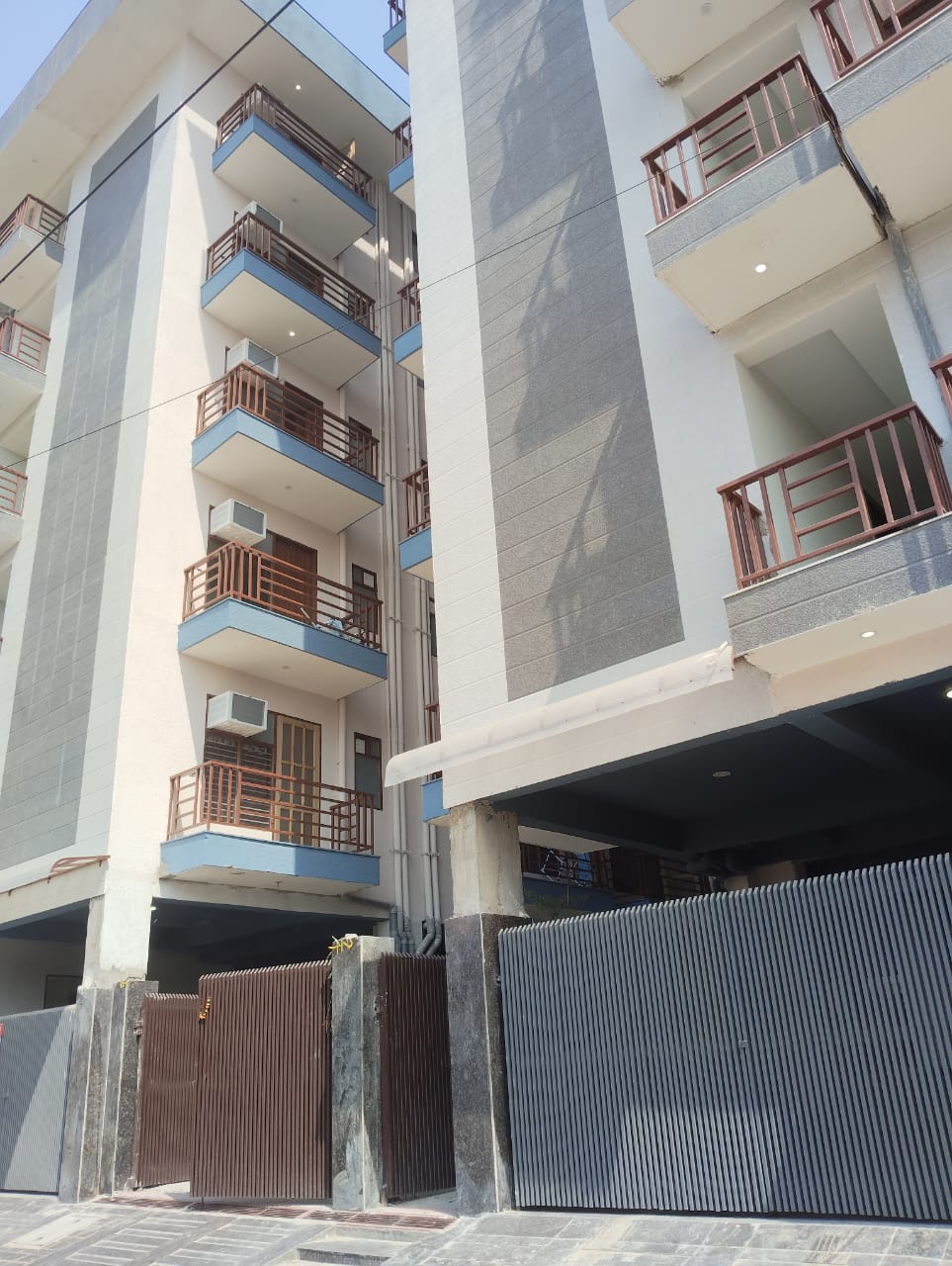 3 BHK + Pooja Room 1300 Sq.Ft. Apartment in Purti The Varanda