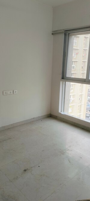 Master Bedroom in 1 BHK Apartment at Dosti Oro 67, Kandivali West – for Rent