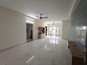 Room in 3 BHK Apartment at Bollineni Bion, Kothaguda – for Rent