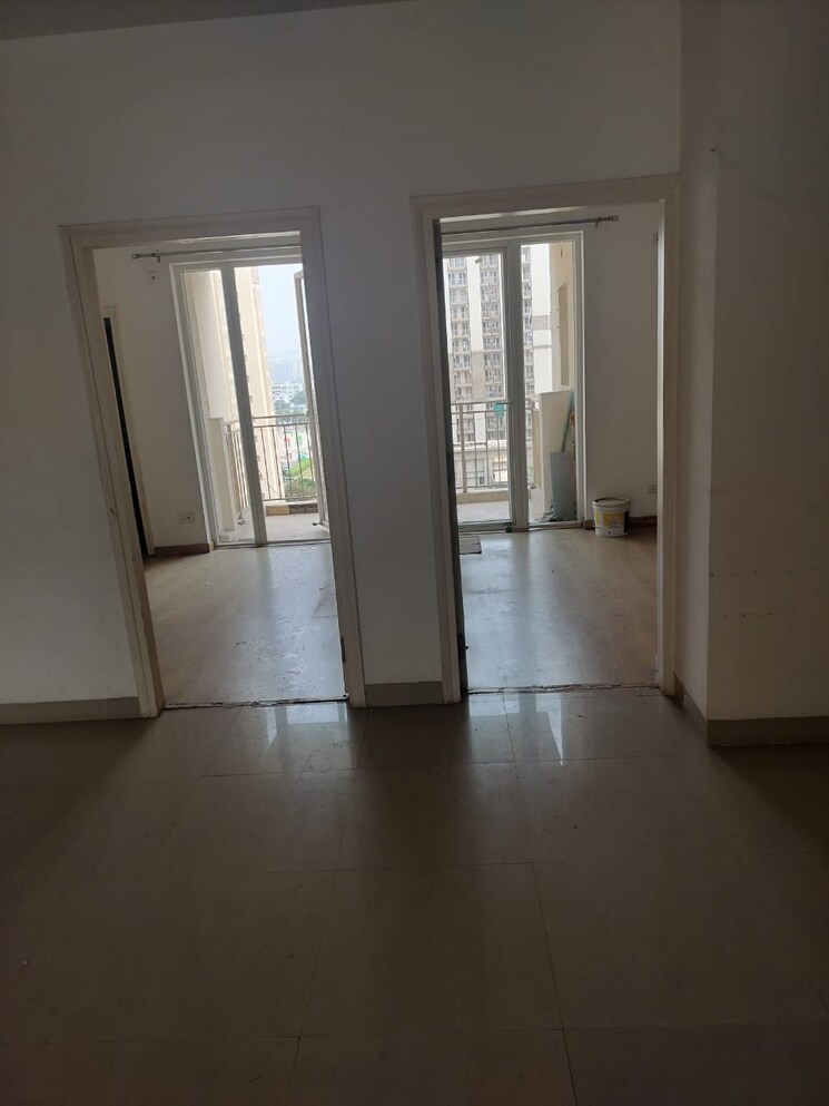 Room, emaar-gurgaon-greens 3.5 Bedroom 1650 Sq.Ft. Apartment In Sector 102 Gurgaon 9369033