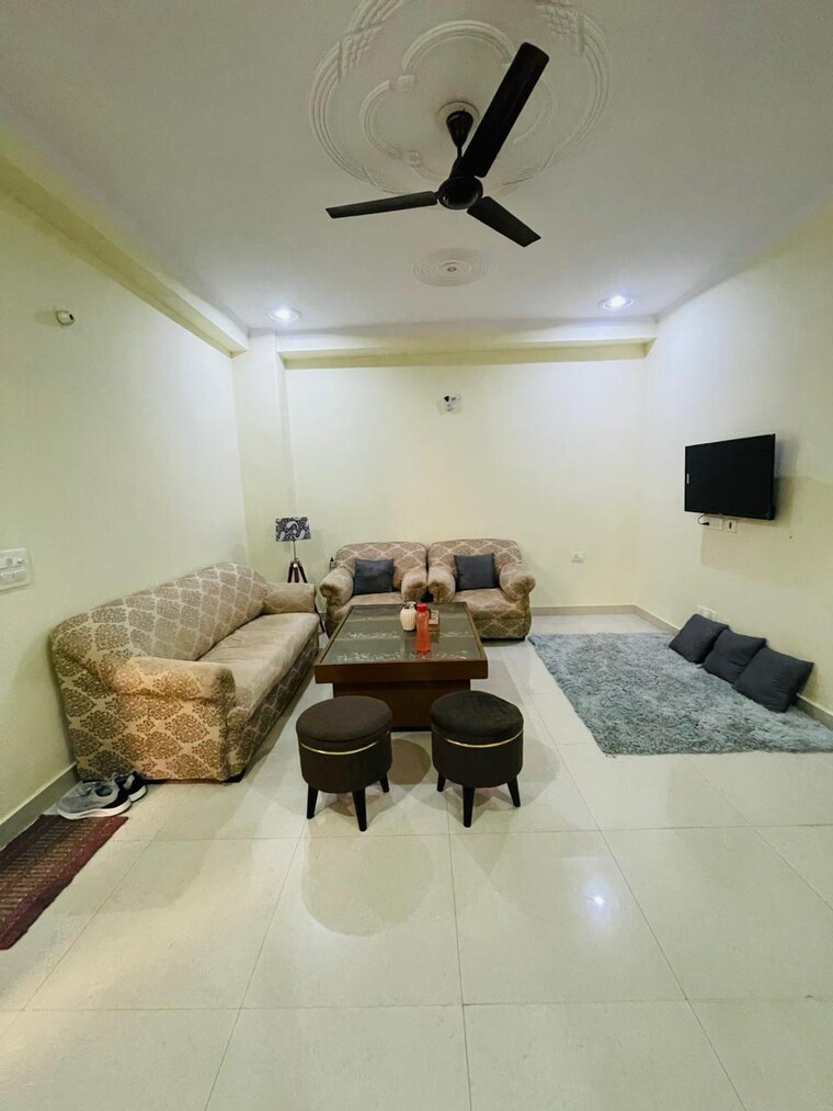 Living Room, sector 40 2 Bedroom 1392 Sq.Ft. Builder Floor In Sector 40 Gurgaon 9369117