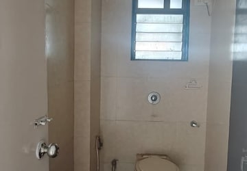 Bathroom in 3 BHK Apartment at Sufalam Apartment Chembur, Chembur – for Rent