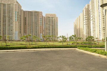 3 BHK Apartment – Exterior View View at DLF Park Place, Sector 54 - for Sale