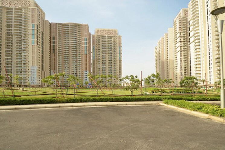 Exterior View, dlf-park-place 3 Bedroom 1975 Sq.Ft. Apartment In Sector 54 Gurgaon 9369139