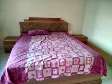 Bedroom in 3 BHK Apartment at Kothrud – for Rent