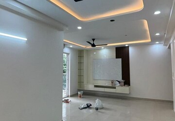 Room in 3 BHK Apartment at Hero Homes Palatial, Sector 104 – for Rent