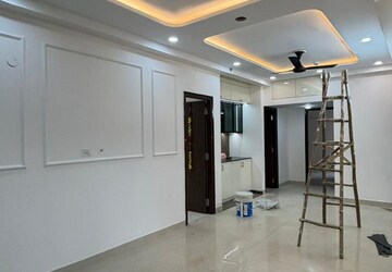 Room in 3 BHK Apartment at Hero Homes Palatial, Sector 104 – for Rent