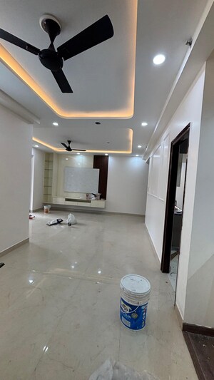 Bathroom in 3 BHK Apartment at Hero Homes Palatial, Sector 104 – for Rent