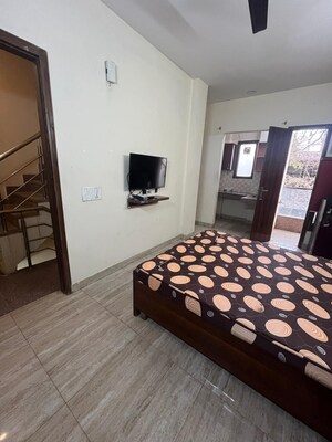 Bedroom in 2 BHK Builder Floor at Ansal Sushant Apartments, Sushant Lok I – for Rent