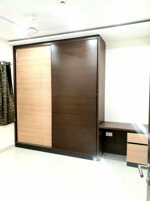 Room in 2 BHK Apartment at Prestige High Fields, Gachibowli – for Rent