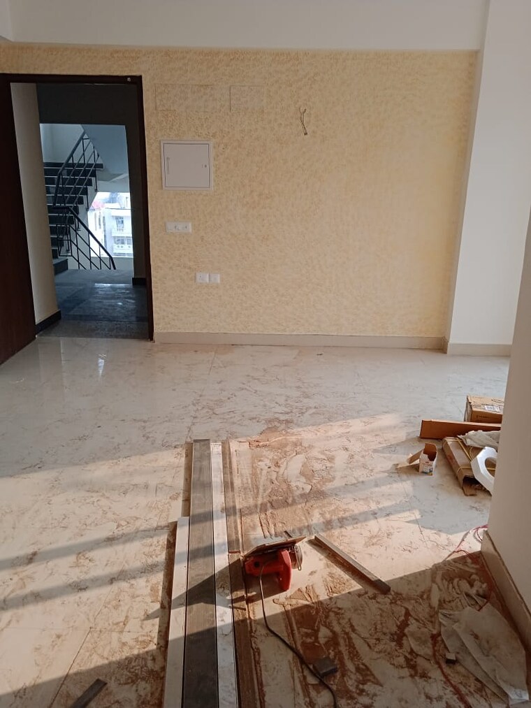 Room, amrapali-crystal-homes 3 Bedroom 1375 Sq.Ft. Apartment In Sector 76 Noida 9369265