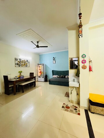 Master Bedroom in 2 BHK Builder Floor at Sector 40 – for Rent