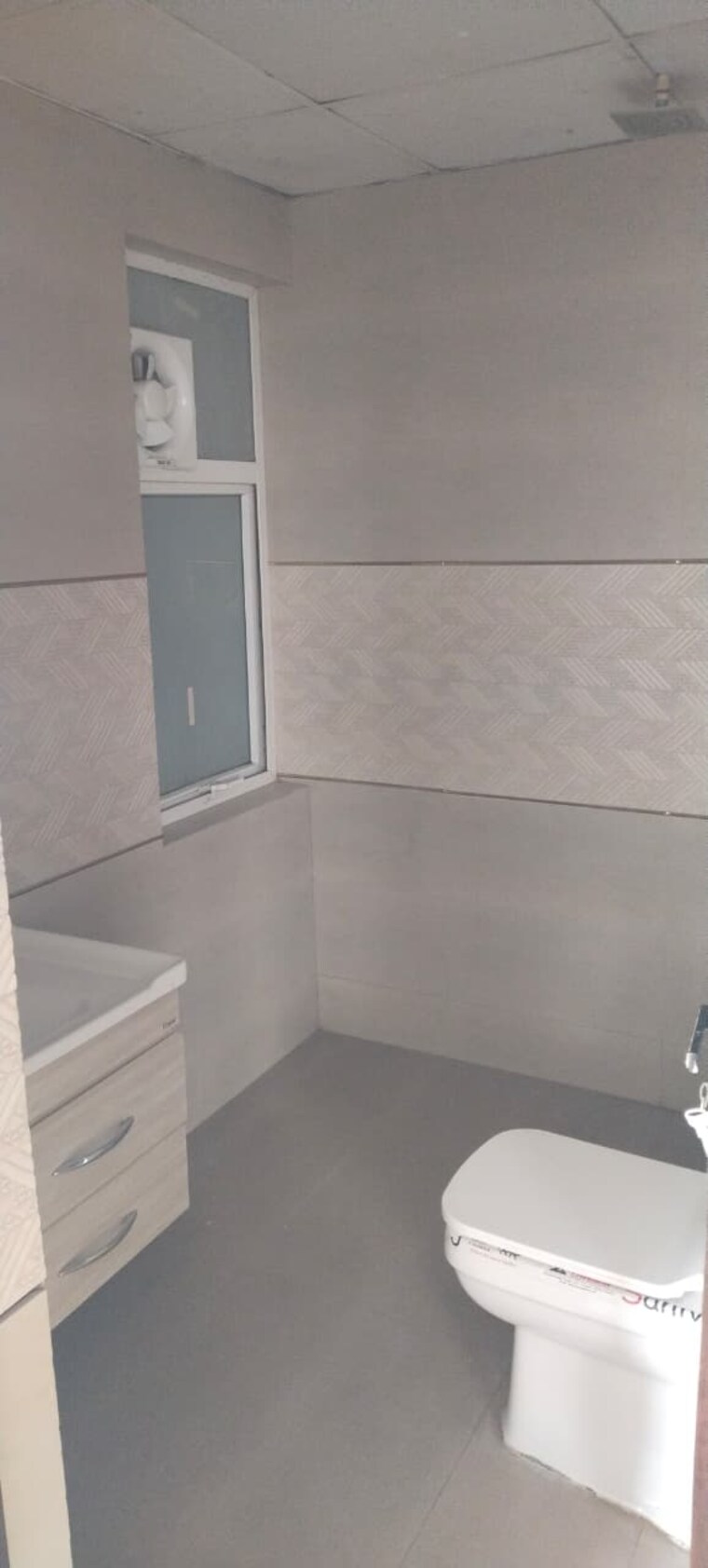 Bathroom, mapsko-paradise 3 Bedroom 1750 Sq.Ft. Apartment In Sector 83 Gurgaon 9369316