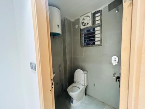 Bathroom in 1 BHK Builder Floor at Saket – for Rent