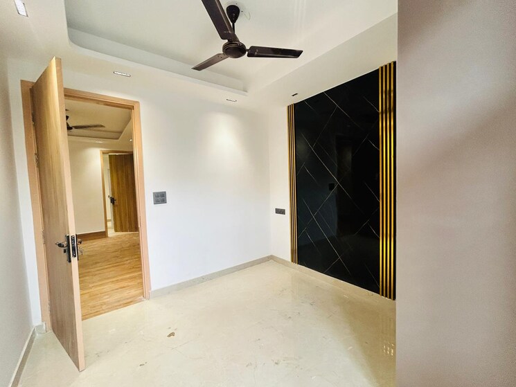 Room, saket 1 Bedroom 500 Sq.Ft. Builder Floor In Saket Delhi 9369368