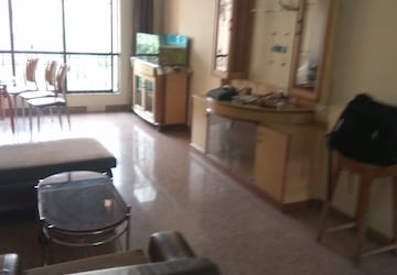 Living Room in 2 BHK Apartment at Windsor Tower, Andheri West – for Rent