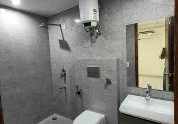 Bathroom in 3 BHK Apartment at Ireo Victory Valley, Sector 67 – for Rent