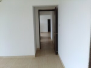  2 BHK Apartment at Shree Sai D N Nagar Shivneri CHS Ltd, Andheri West – for Rent