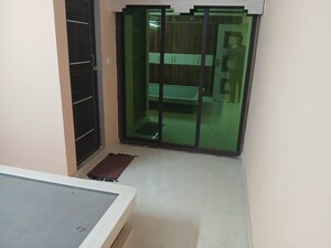 Room in 2 BHK Apartment at Chinar Park – for Rent