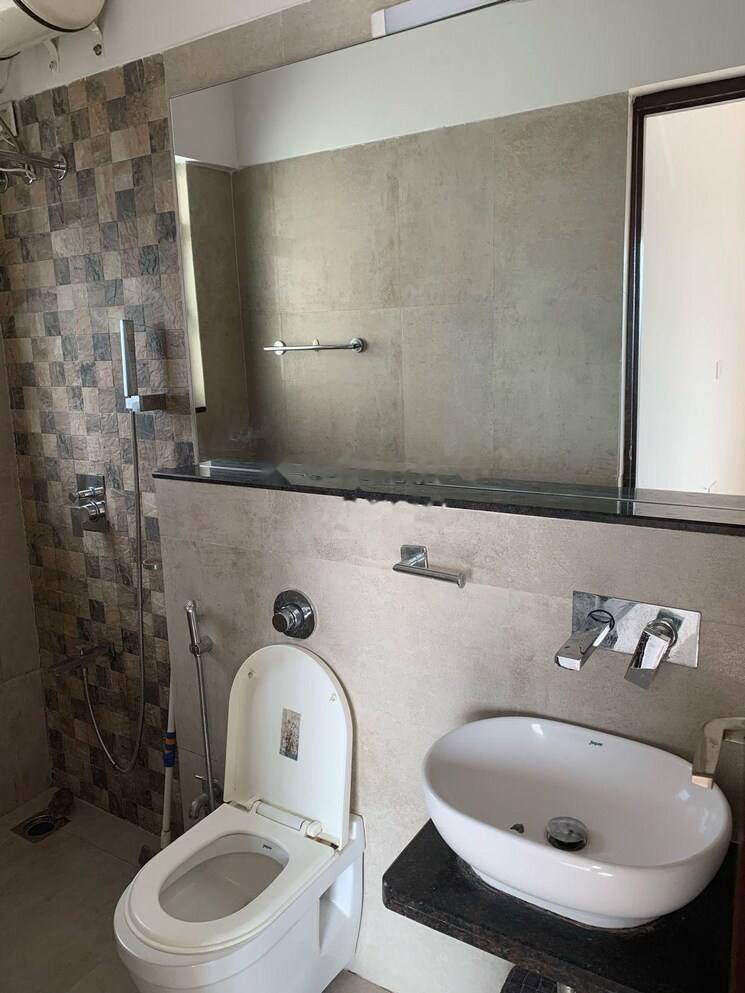 Bathroom, omkar-meridia 2 Bedroom 800 Sq.Ft. Apartment In Kurla West Mumbai 9369427